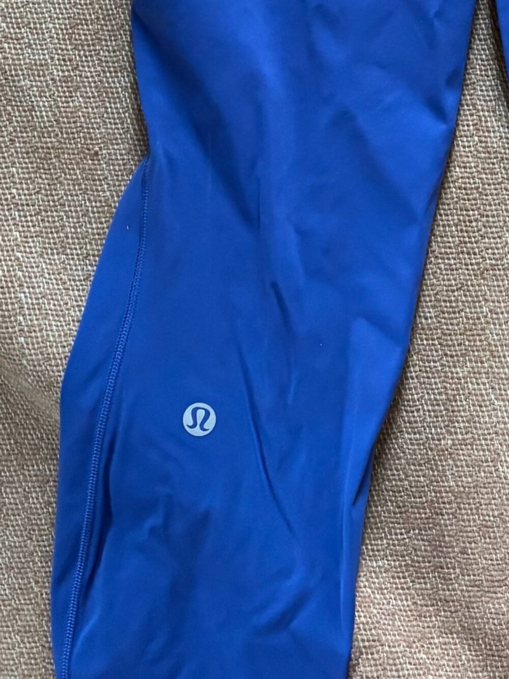 lululemon Fast & Free - size 6, cobalt blue, 25"